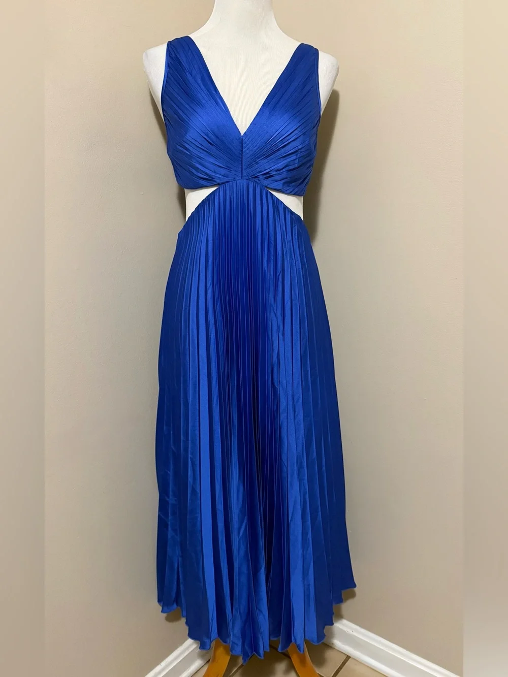 NWT Abercrombie & Fitch Giselle Pleated Cutout Blue Satin Maxi Dress,Size-Med